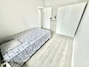N17 6JT - Disponível imediato - Casal £230 - 1 pessoa £200